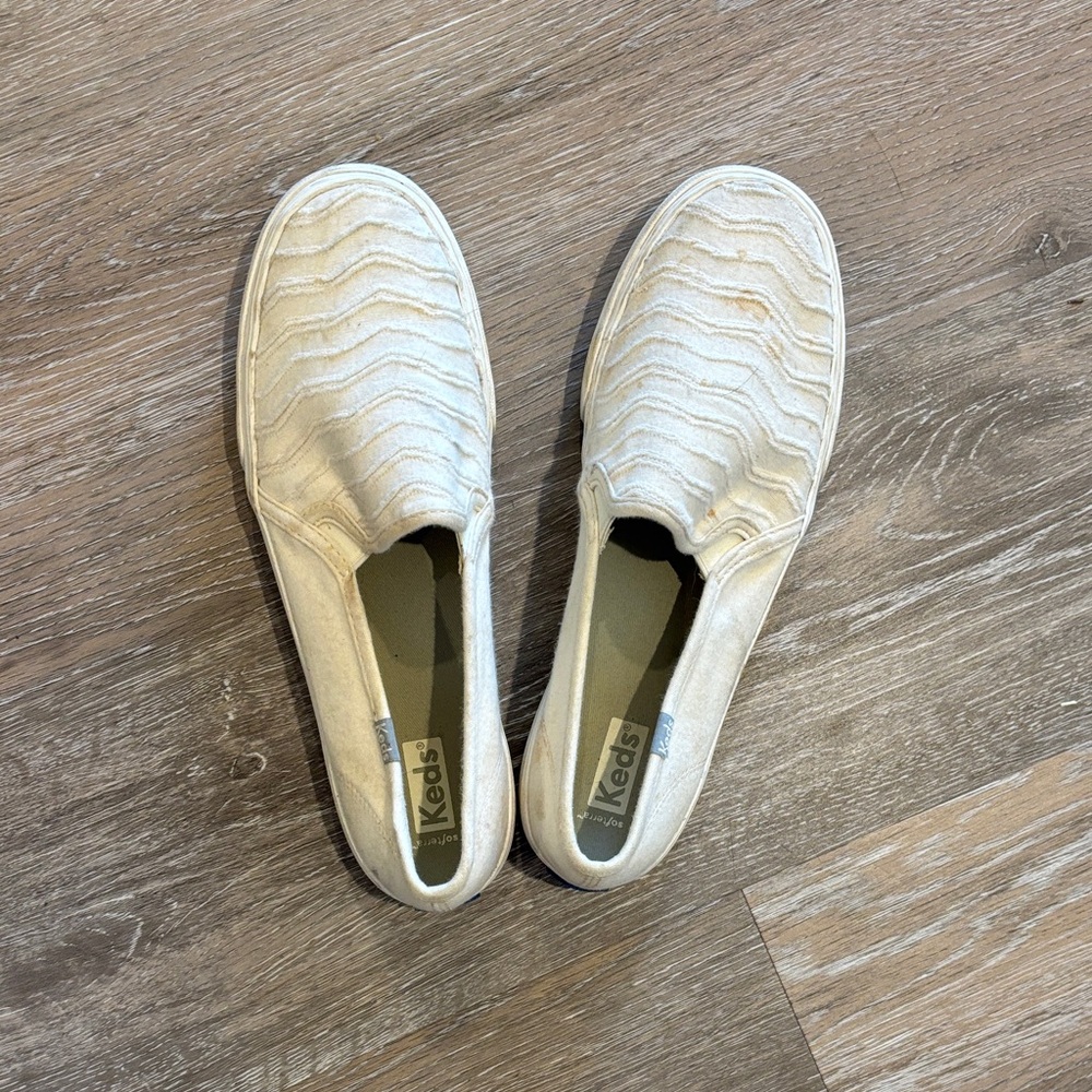 Keds Off-White Textured Slip-Ons